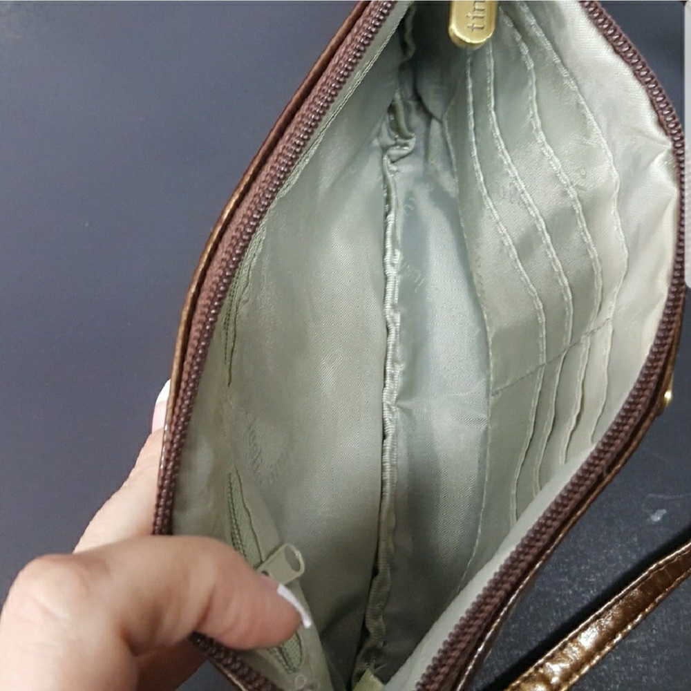 Timi & Leslie Wristlet - Picture 5 of 5